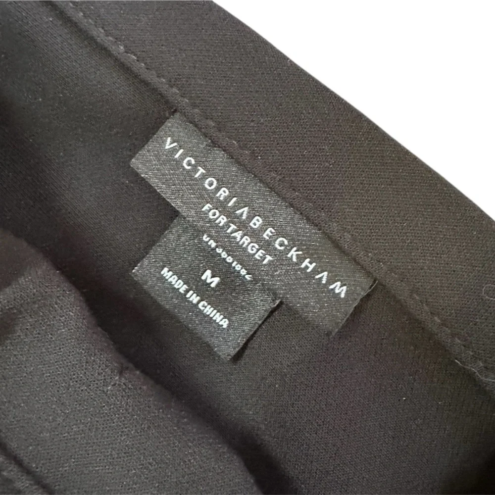 Victoria Beckham black skirt; size M, Gently used condition.